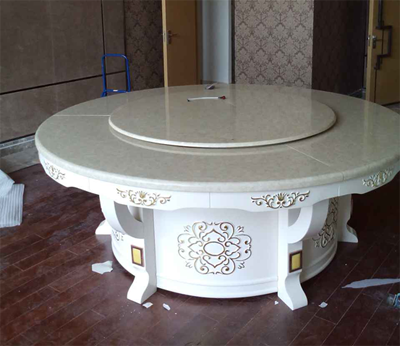 自動(dòng)餐桌